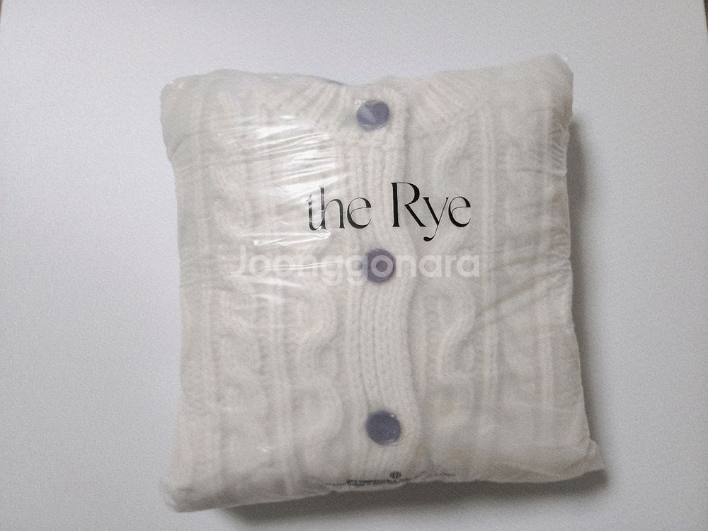 The Rye 더라이 케이블 라운드 가디건(아이보리)--9