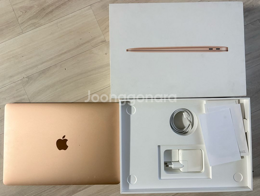 맥북 에어 M1 512 / 16--5