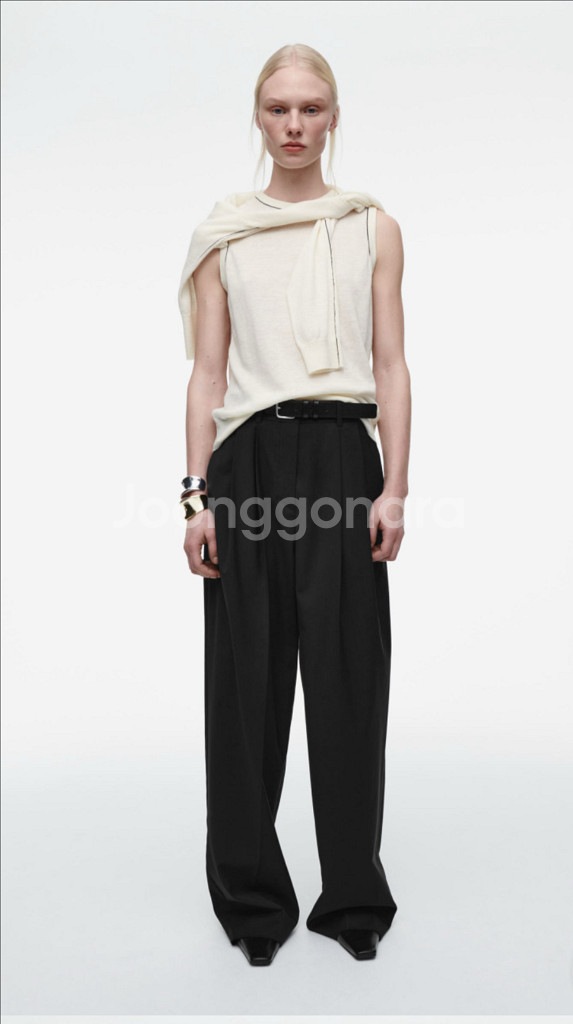 COS 메리노울 린넨 나시--1