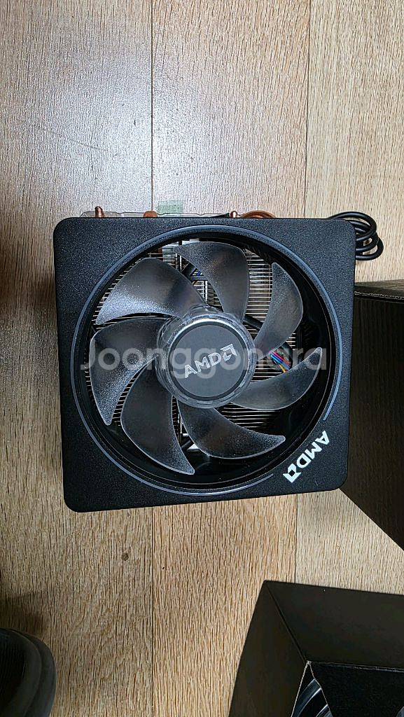 라이젠 7700 기본쿨러(타워쿨러)--0