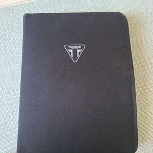 트라이엄프 스피드400 이미지