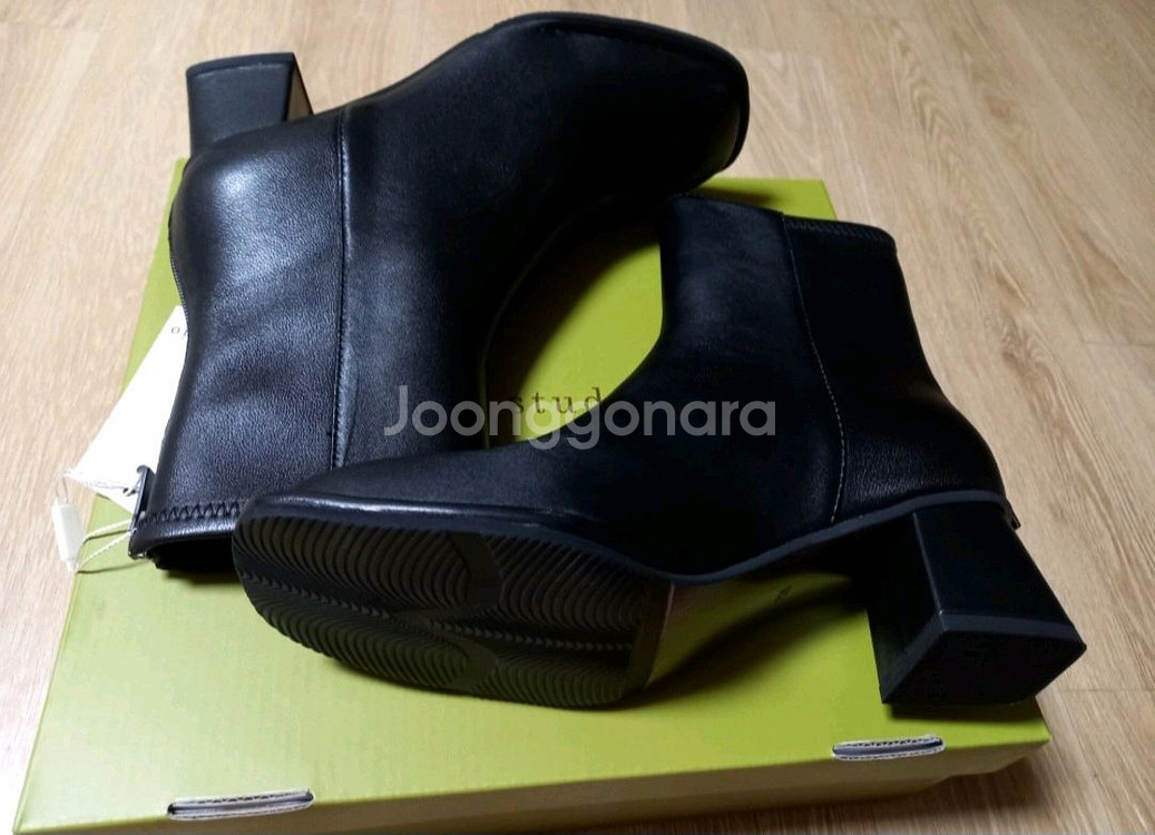 지스튜디오 양가죽 앵클부츠(235) ㅡ새상품--3