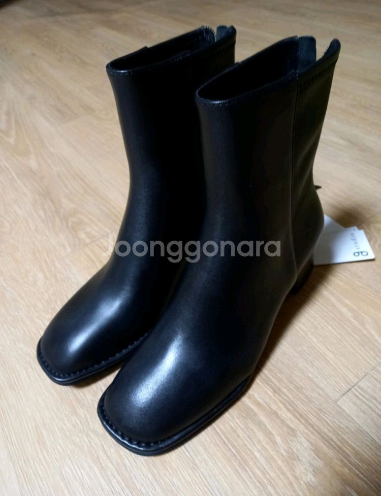 지스튜디오 양가죽 앵클부츠(235) ㅡ새상품--0