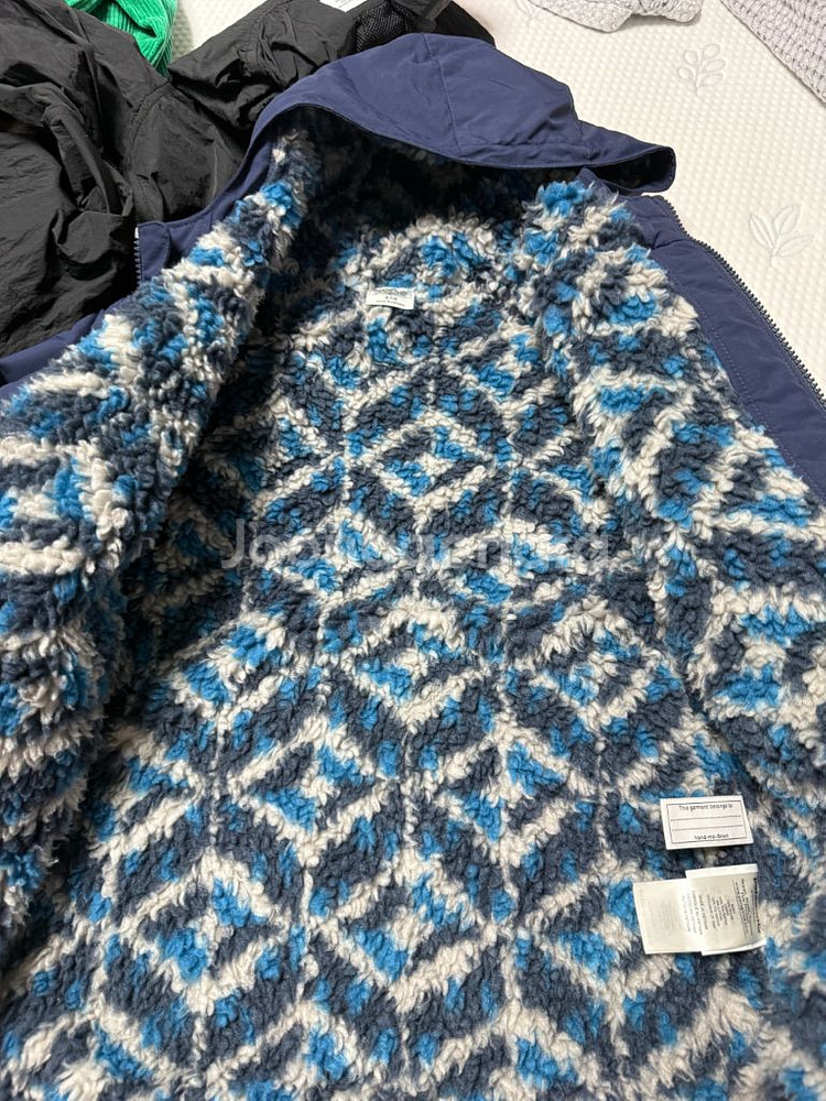 파타고니아 키즈 패딩--1