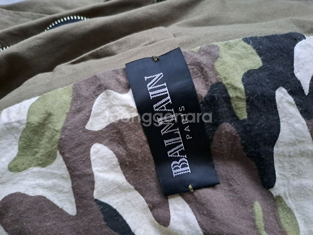 Balmain 카키 야상 점퍼--3