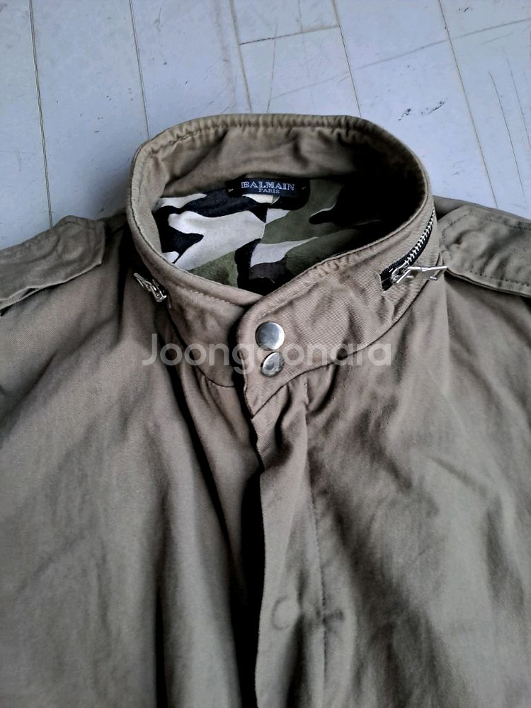 Balmain 카키 야상 점퍼--1
