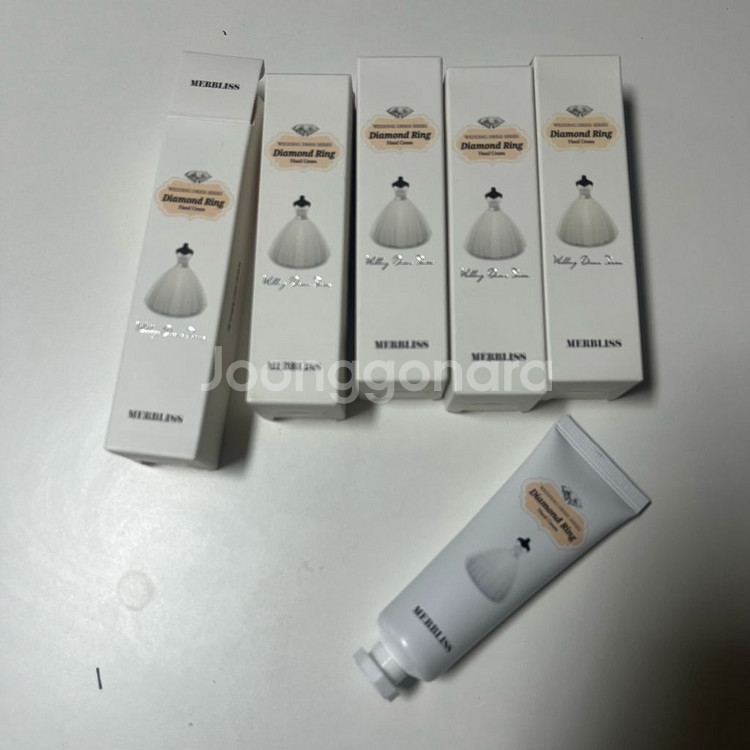 새상품] 다이아몬드링 핸드크림!! 3900원--0