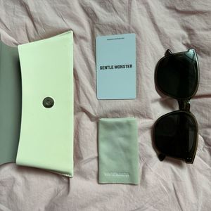 젠틀몬스터 LIBE