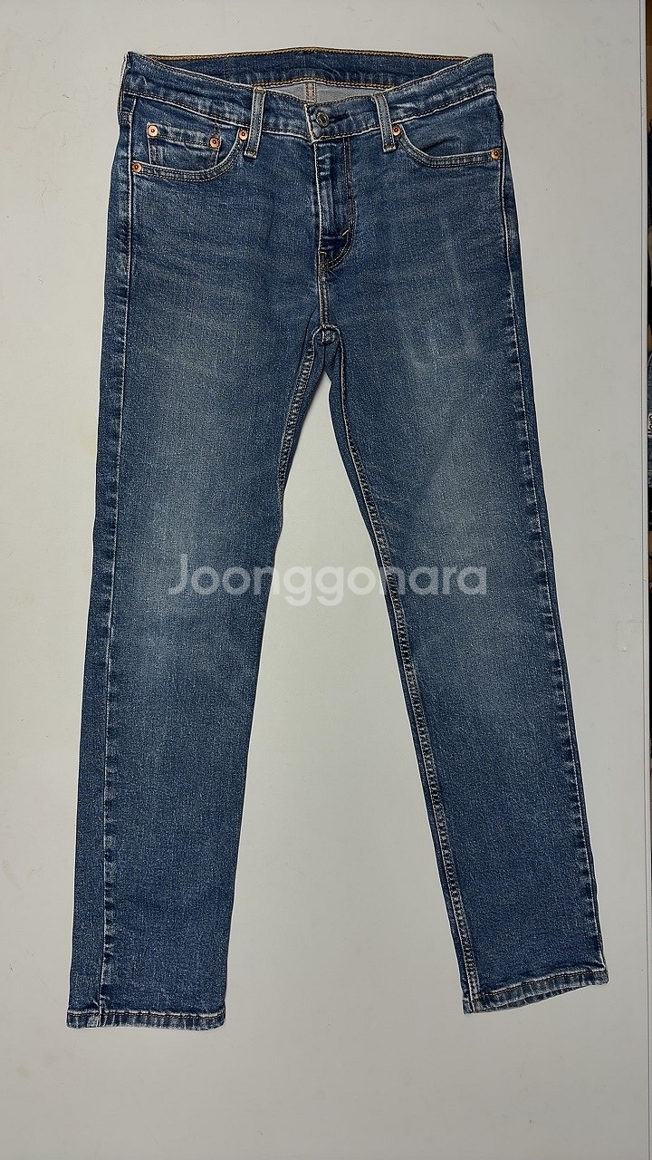 9804번 리바이스 [사계절] 남자 청바지 30 인치--0