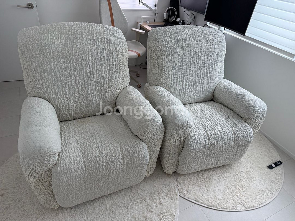 레이지보이 수동형 리클라이너 2개 팝니다--0