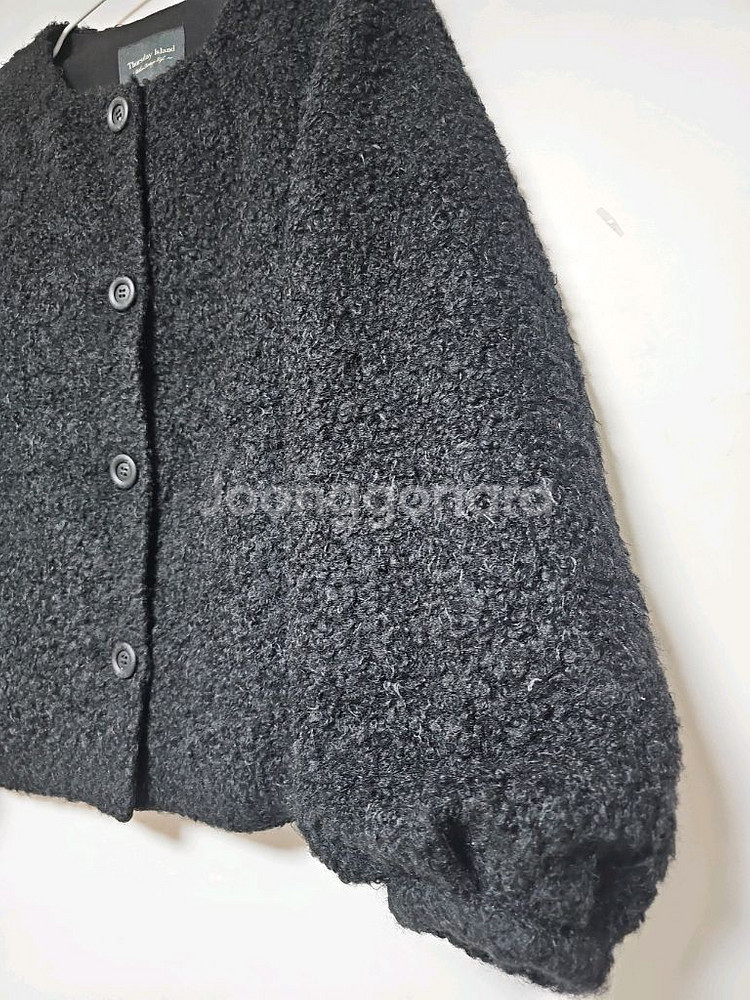 써스데이아일랜드 볼륨소매자켓--7