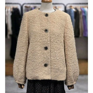 써스데이아일랜드 볼륨소매자켓