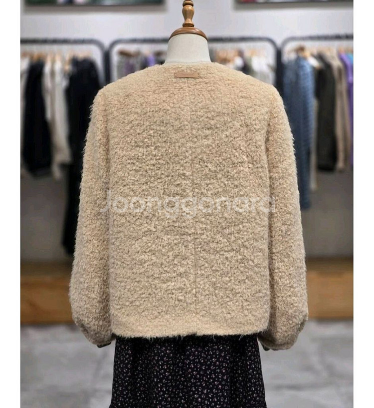 써스데이아일랜드 볼륨소매자켓--1