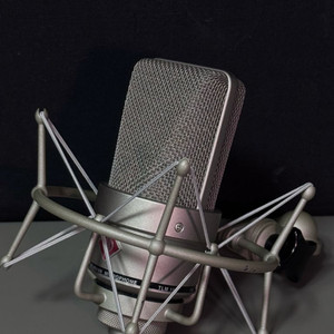 TLM103 Studio Set 노이만 콘덴서 마이크
