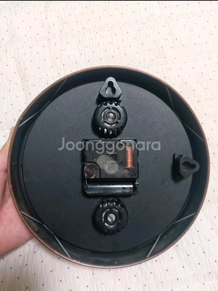 원형 벽시계 팝니다.--1