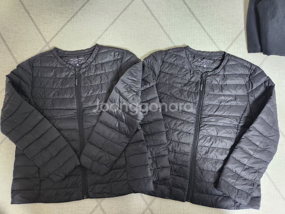 쌍둥이 130사이즈 탑텐 오리털패딩--0