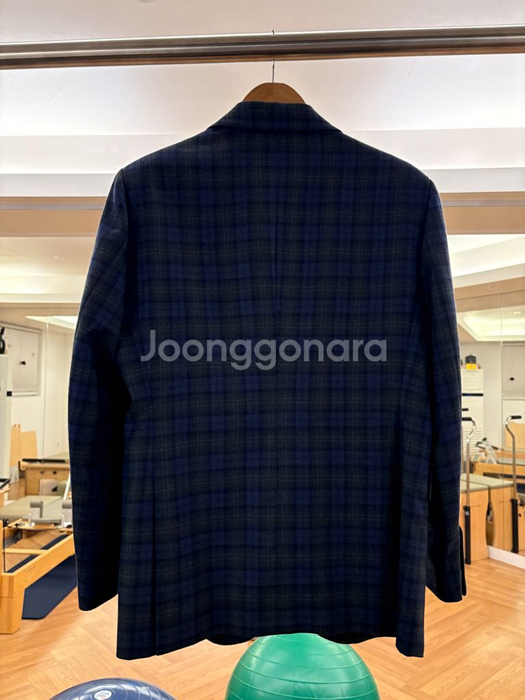 코스모폴리탄줄라이 캐롤자켓--1