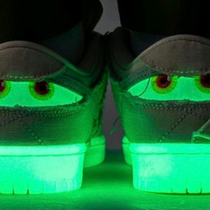 나이키 머미 야광 275