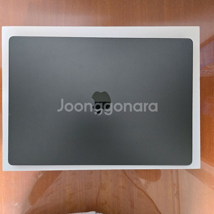 맥북프로16 M3 Max(16,40코어/48램/1TB)--0