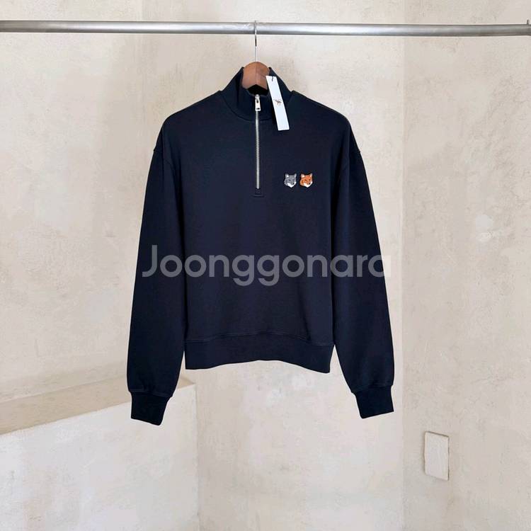 메종키츠네 더블폭스패치 하프집업--6