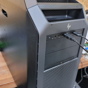 HP Z8 G4 52코어 104쓰레드96기가램