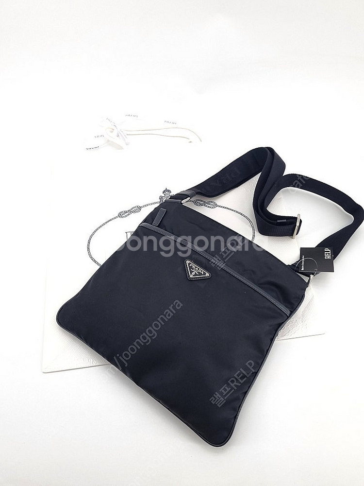 프라다 크로스백--0