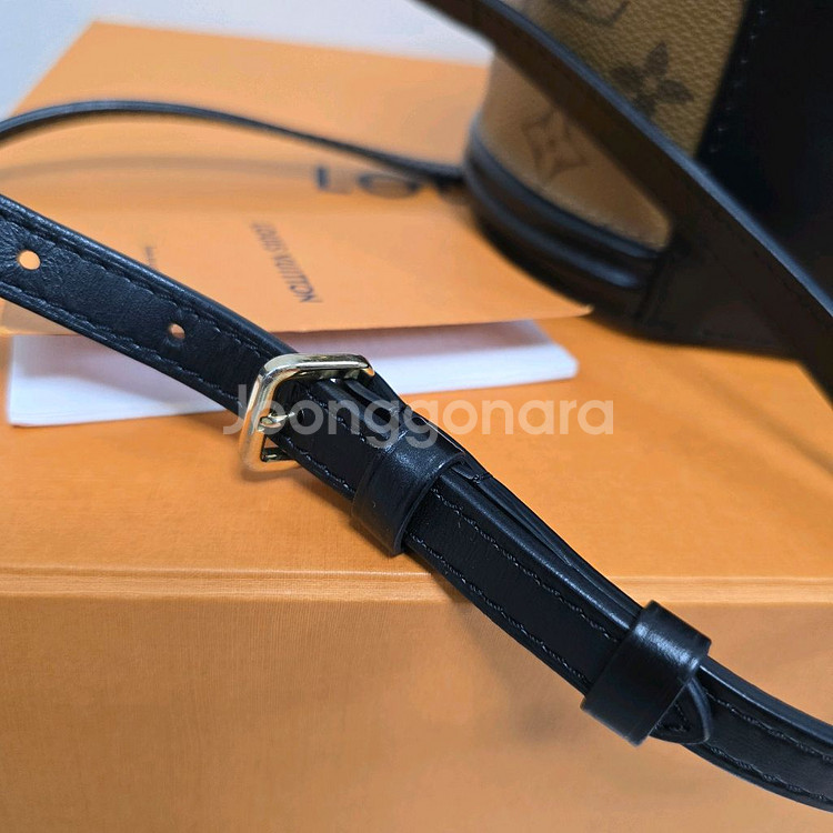 루이비통 깐느 크로스백--7