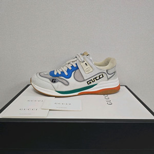 구찌 울트라페이스 스니커즈 7.5사이즈 265 270