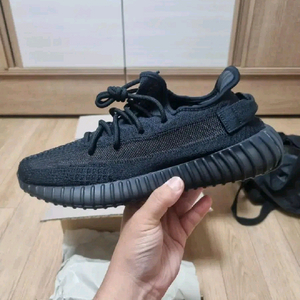 아디다스 이지부스트 350 오닉스:265