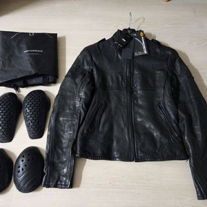 어글리브로스 최상급 라이딩 가죽자켓 신품급