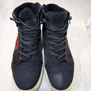 다이네즈 정품 스니커즈 265~270사이즈