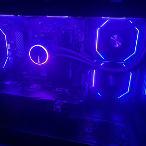 고사양 게이밍 PC RTX 4070 + 게이밍 키보드