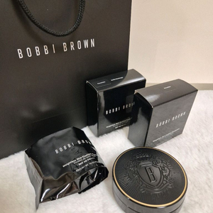 마지막가격!바비브라운 웨이트리스 스킨쿠션 포슬린 본품+리필