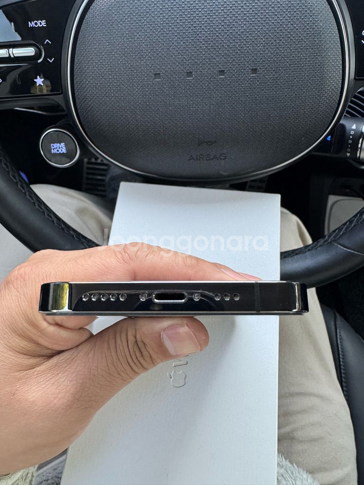 아이폰 13프로 256g 블랙티타늄 자급제--5