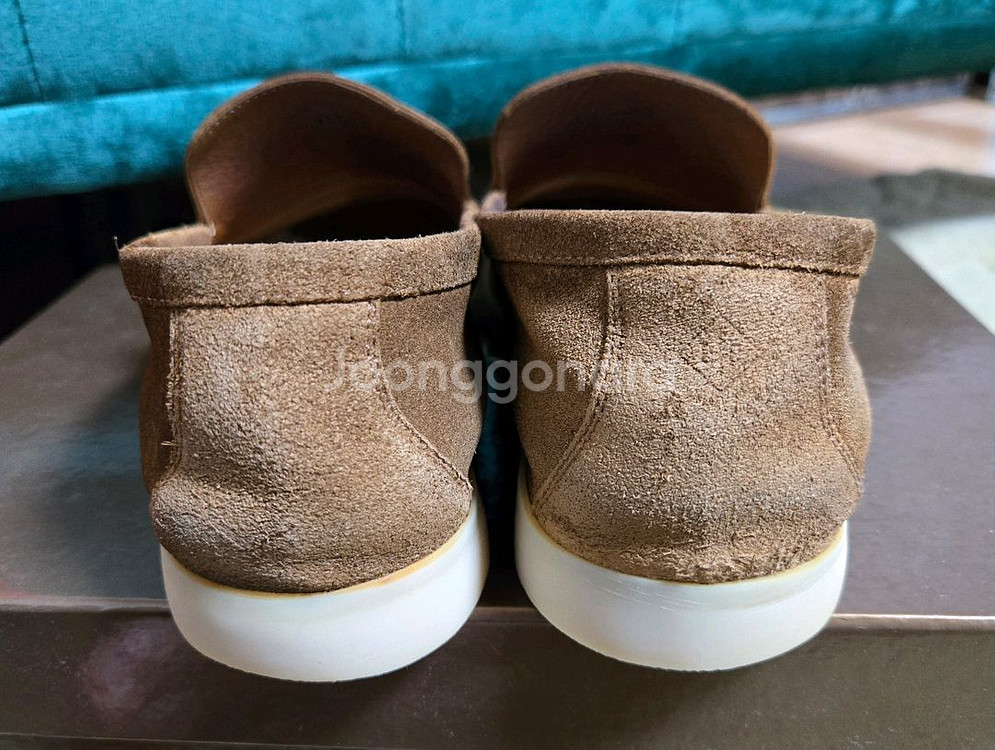 로로피아나 썸머워크 브라운 41.5사이즈--3