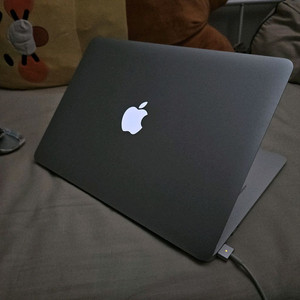 맥북에어 13인치 2015 얼리 (2016년형)