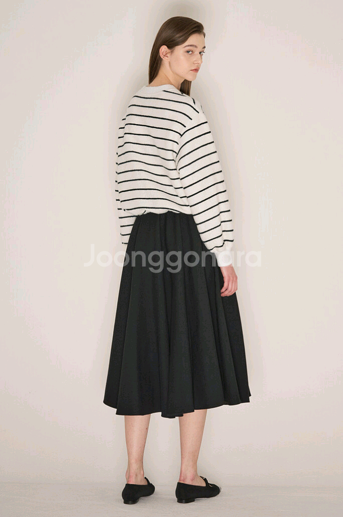 한섬 랑방 [새옷]울블렌드글리터 비즈스트라잎탑--3