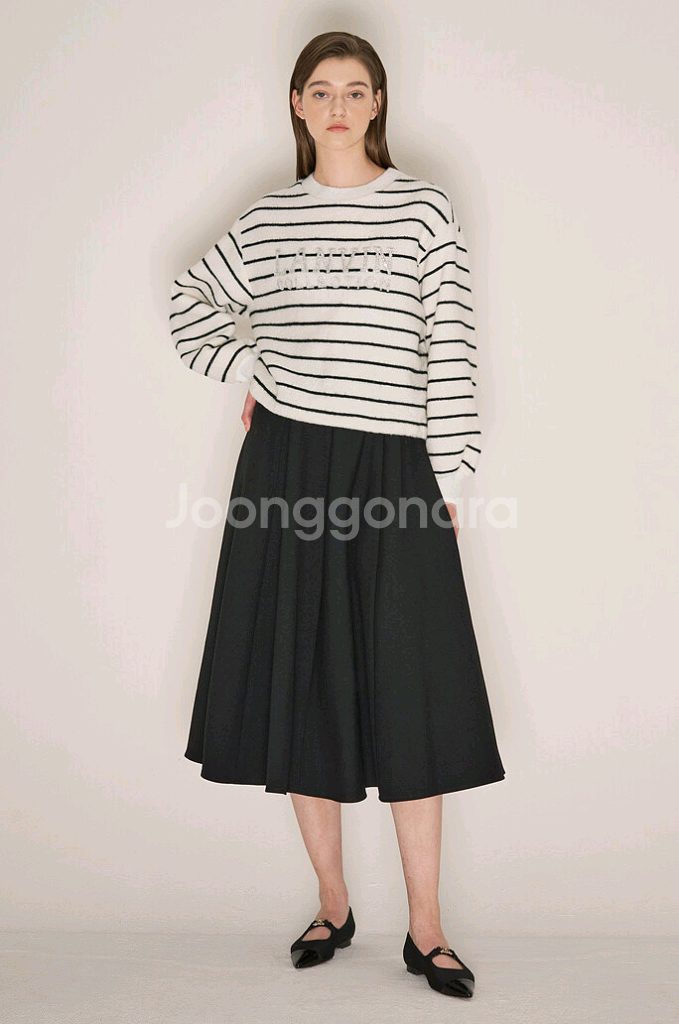 한섬 랑방 [새옷]울블렌드글리터 비즈스트라잎탑--1