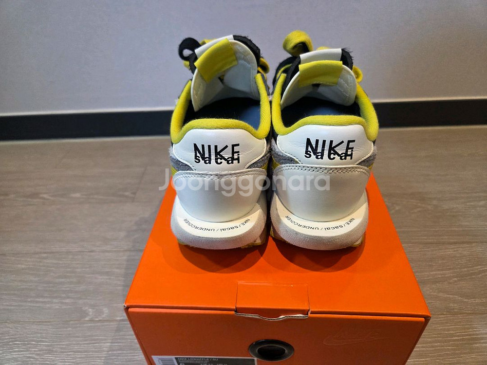 나이키 사카이 블랙 브라이트 시트론--3