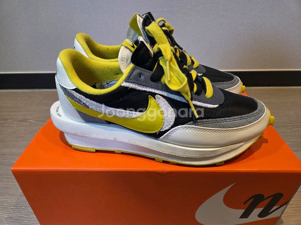 나이키 사카이 블랙 브라이트 시트론--2