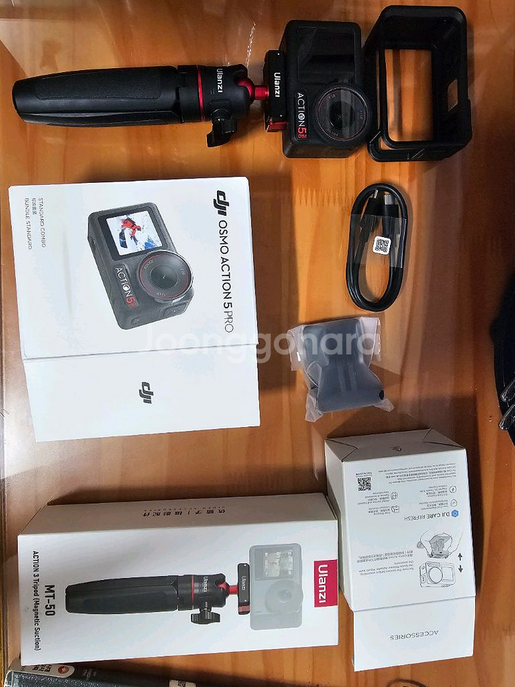 DJI오즈모액션5 풀박스+케어보험 2년+삼각대+sd카드--0