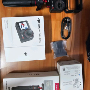 DJI오즈모액션5 풀박스+케어보험 2년+삼각대+sd카드