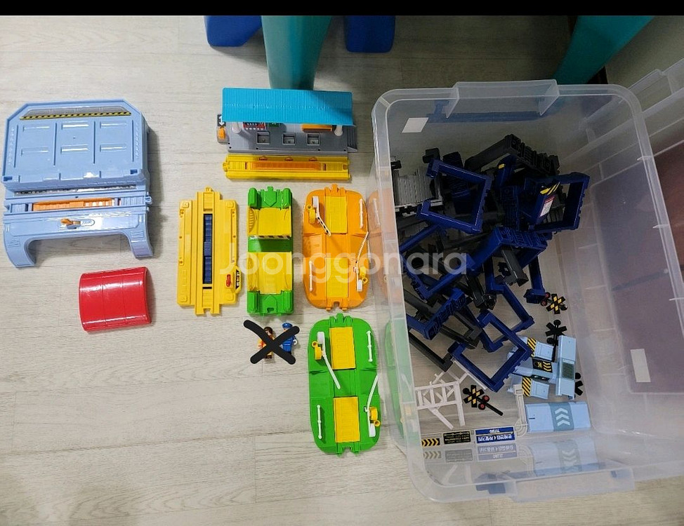 띠띠뽀 전동 기차놀이 세트 일괄(기차5대)--6