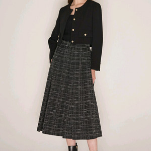 한섬 랑방[새옷] 핀턱 플레어 스커트