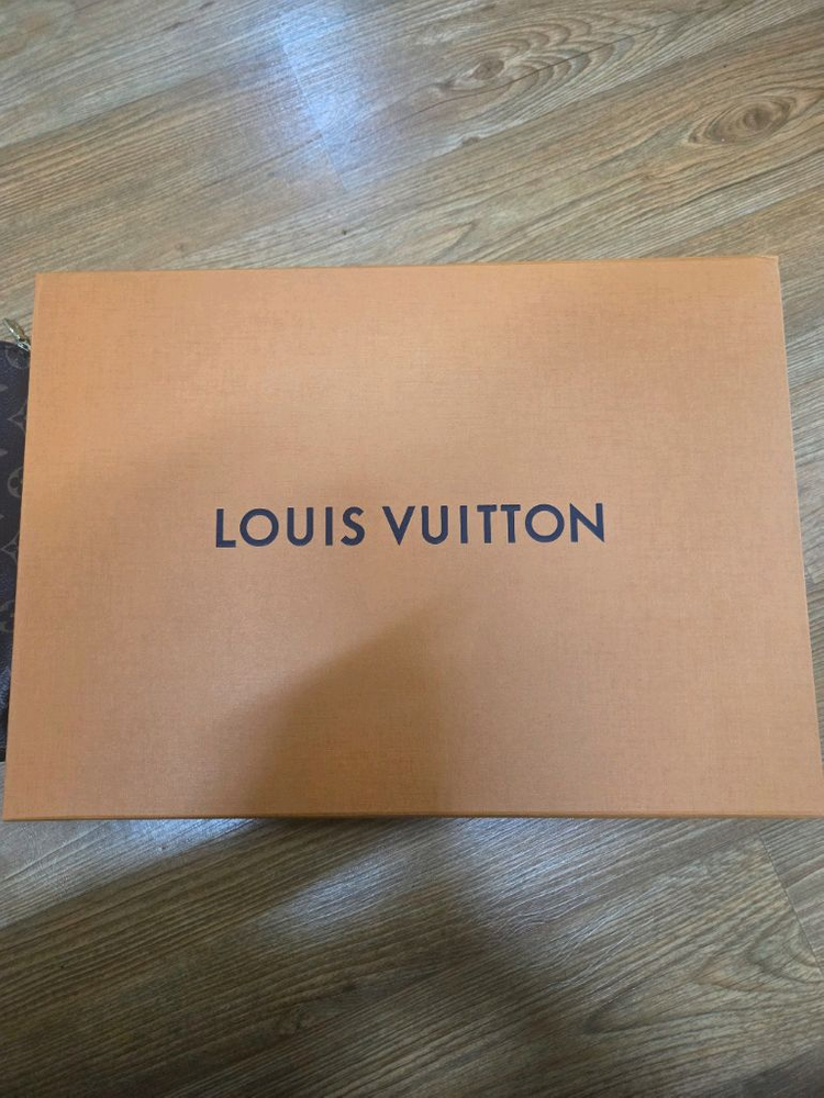 루이비통 클러치백--5