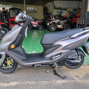 잔고장제로에가까운 디보125 하우즈