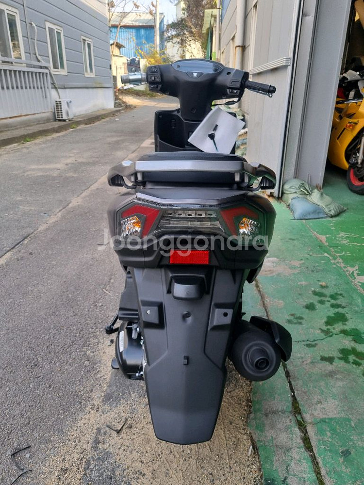 잔고장제로에가까운 디보125 하우즈--3