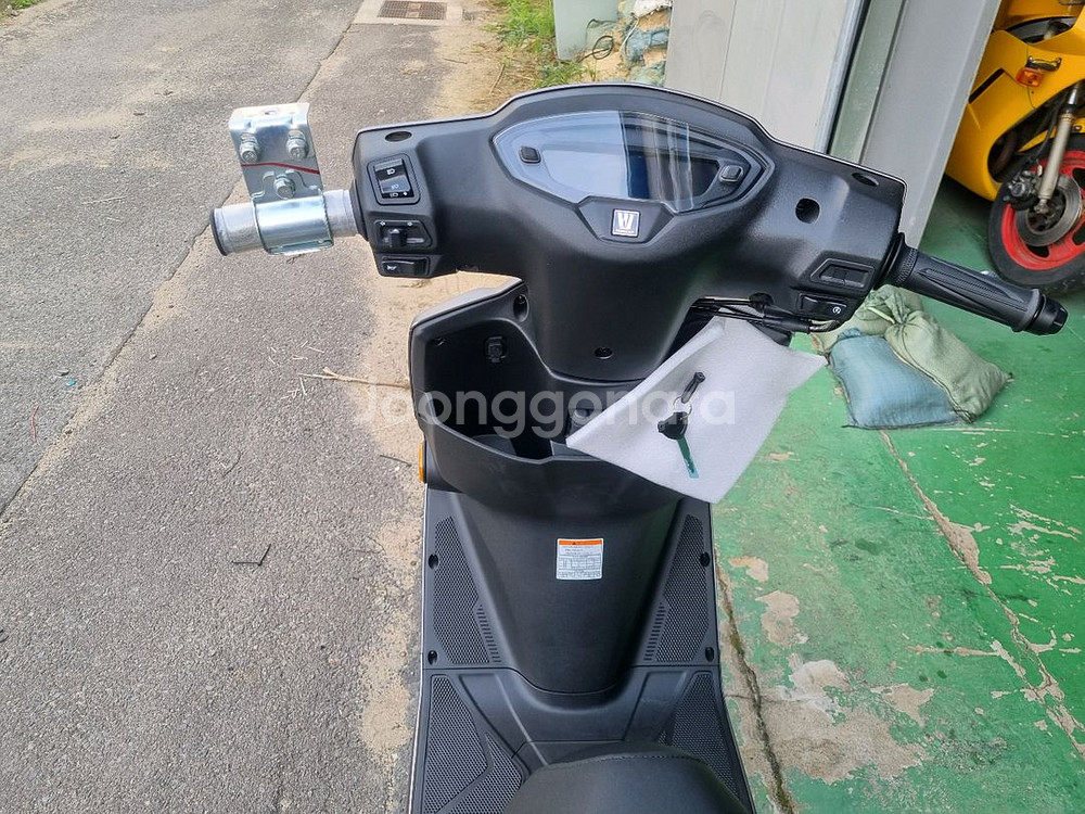 잔고장제로에가까운 디보125 하우즈--5