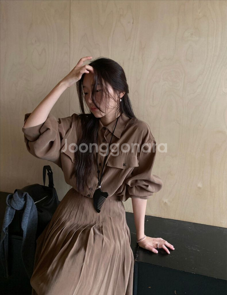 킨다베이지 큐브라 셔츠 스커트 셋업--2