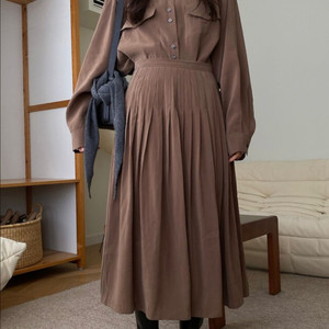 킨다베이지 큐브라 셔츠 스커트 셋업